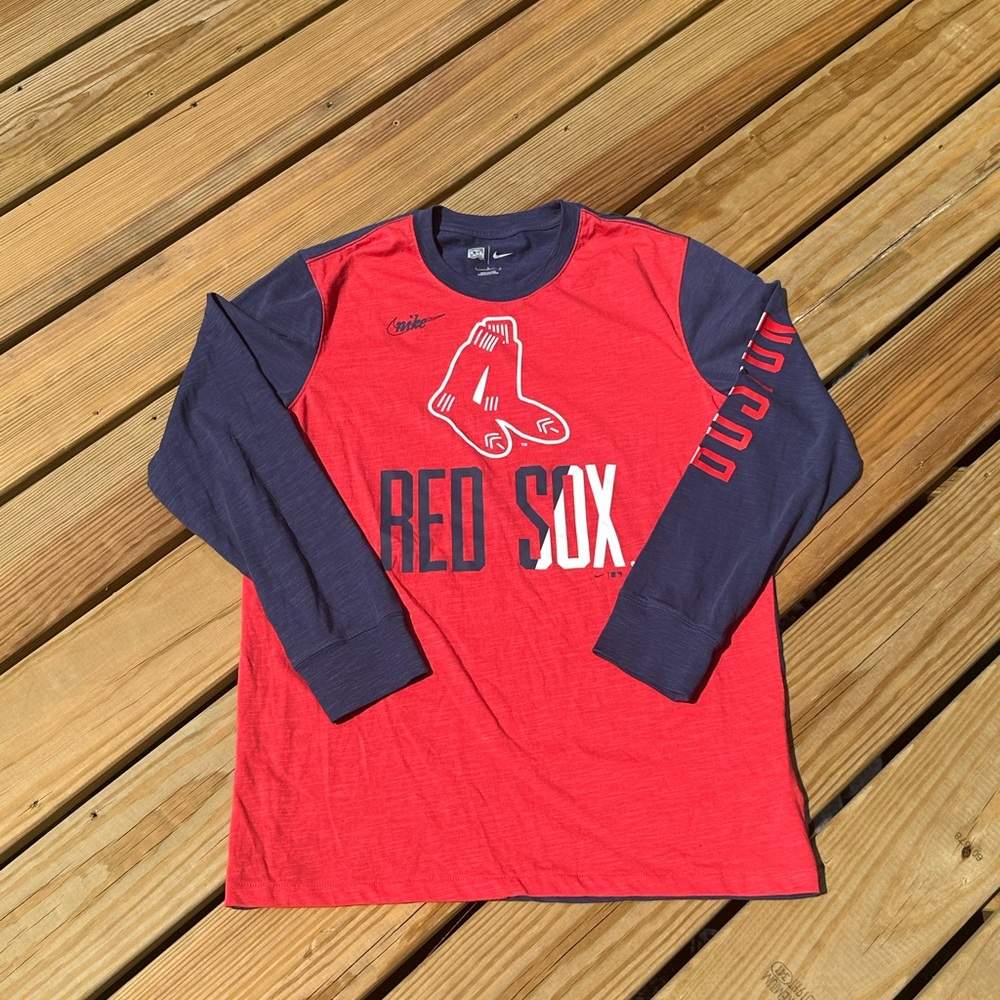Nike Boston Red Sox long sleeve shirt size Large